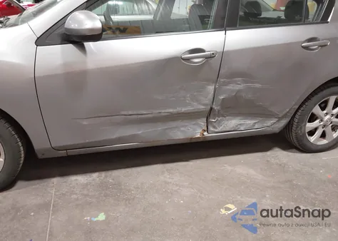 2010 Mazda Mazda3 I Touring z USA, uszkodzony, nr VIN JM1BL1SF9A1314913